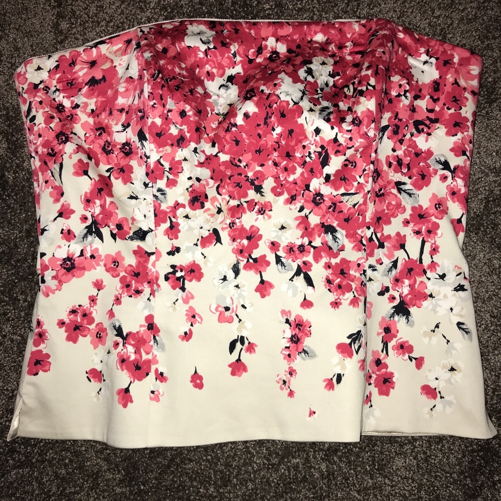 White House Black Market Bustier